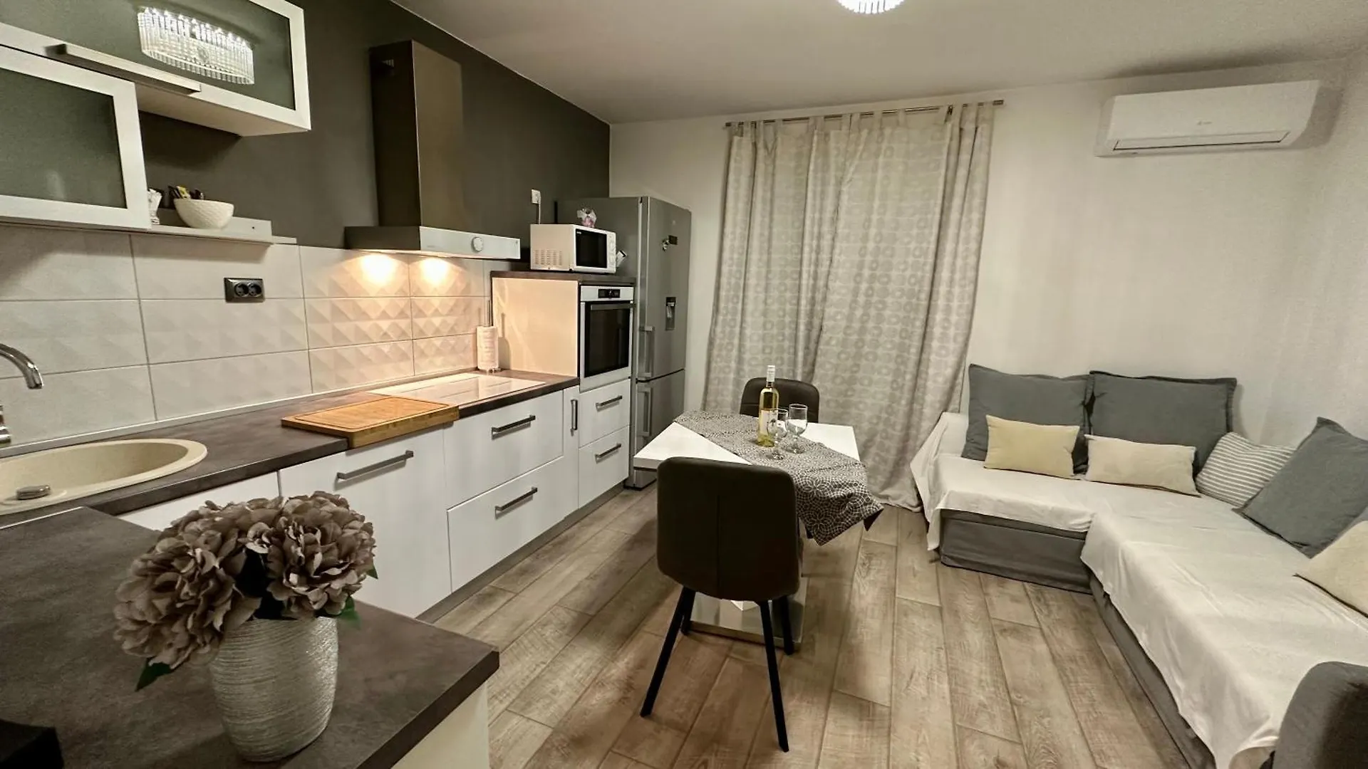 Apartment Lucka II Banjol